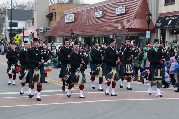 NAPERVILLE ST. PATRICK'S DAY PARADE @ Naperville North High School